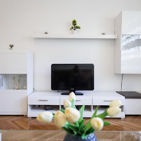 Apartamento Zara city center Exterior foto